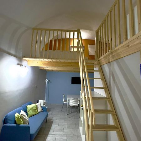 Апартаменты Loft Munira Неаполь Экстерьер фото