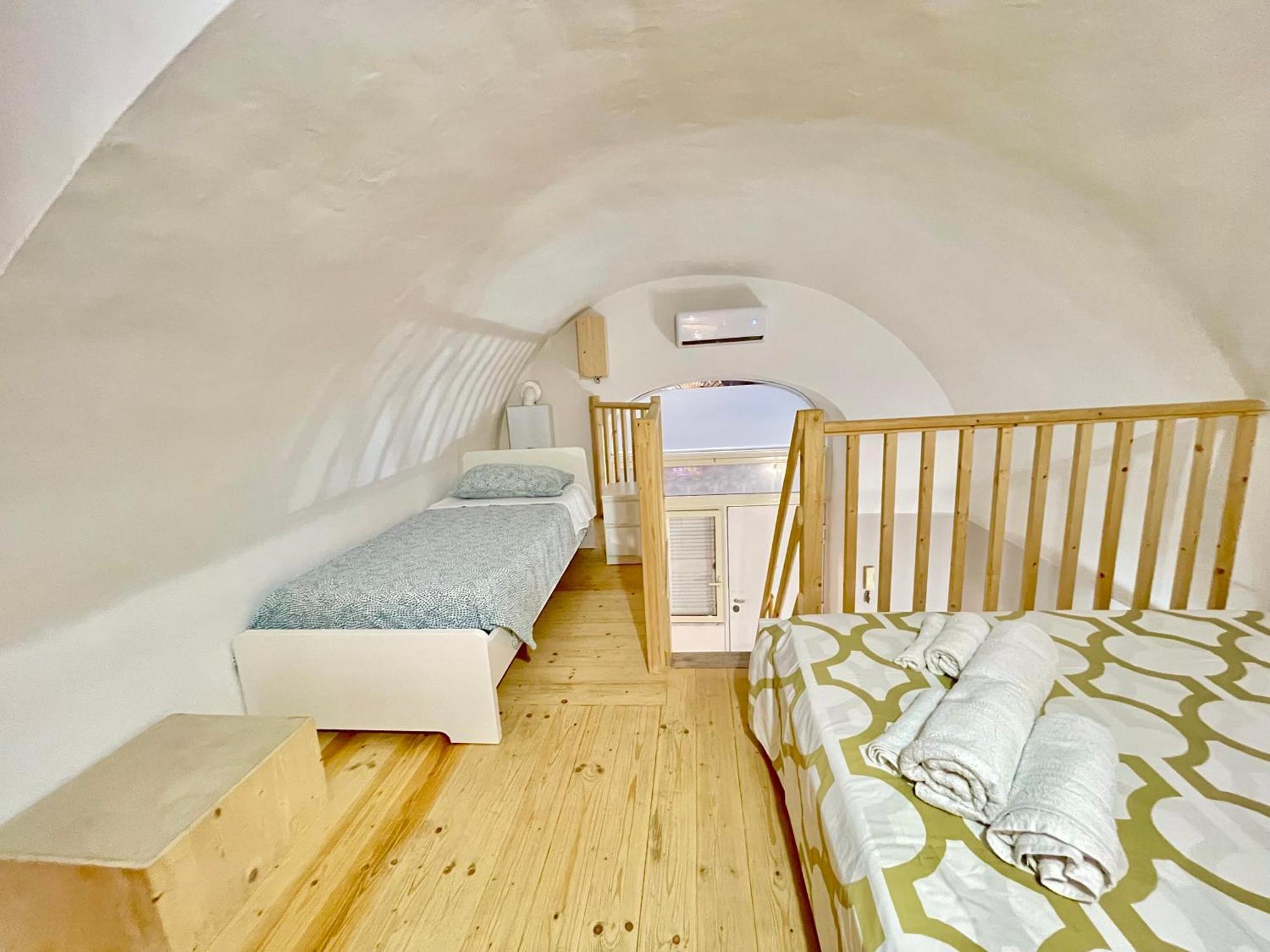 Апартаменты Loft Munira Неаполь Экстерьер фото